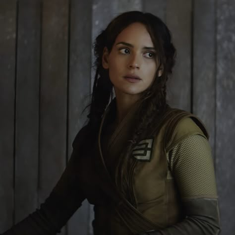 Adria Arjona Andor, Bix Caleen, Andor Series, Danielle Moonstar, Galactic Starcruiser, Star Wars Fashion, Star Wars Women, Star Wars Wallpaper, Red Dead Redemption