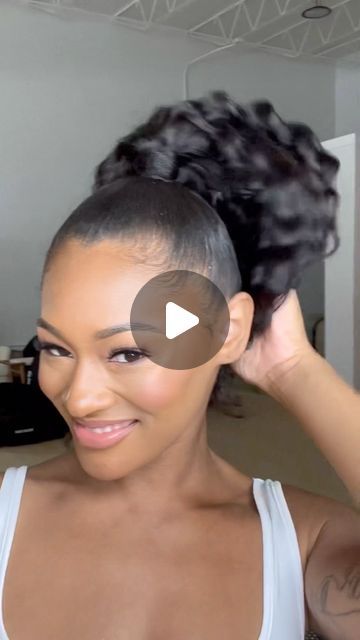 Clip in hair extensions + Heatless rollers on Instagram: "If you’re guilty of yanking your ponytail off after a long day raise your hand 🙋🏾‍♀️ in the comments. I’m guilty of doing this too 🙈…….. of course that comes with consequences. 

Improper removal of your ponytail will shorten the lifespan of the wig comb and velcro strap. If you experience a comb malfunction, it’s ok!! We send a extra comb in your package for future use. The comb can be replaced with basic needle and thread in under 5 mins.

🛒🛍Check out our instant ponytails online at gosleek.com
 
PONYTAILS RESTOCK THIS THURSDAY AUG 11th.
•Available in 3 textures and multiple lengths
•100% human hair 
•Can be heat styled and color safe 

#haircare #Blackhair #gosleek#gosleekhair#protectivestyles #clipinextensions #microlinks # How To Wear A Ponytail, Clip On Ponytail Black Hairstyles, Diy Ponytail Extension Black Hair, Ponytail Extension Hairstyles, Heatless Rollers, Diy Ponytail, Human Hair Ponytail Extensions, Protective Hairstyles For Natural Hair, Clip In Ponytail