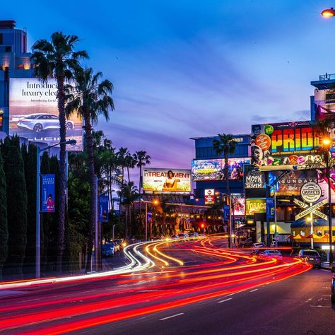 Hollywood Aesthetic, Sunset Strip, Town Street, California Love, I Want To Travel, Indie Kids, Night City, Architecture Building, Aesthetic Pictures