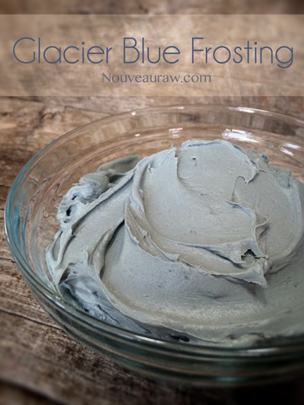 Glacier-Blue-Frosting12 Dusty Blue Frosting Color, How To Make Dusty Blue Frosting, Igloo Cake, Buttermilk Frosting, Blueberry Frosting, Natural Food Dye, Cabbage Juice, Blue Frosting, Blueberry Powder