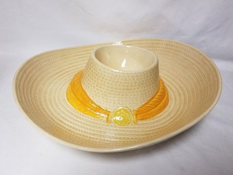 $20 2018 Metlox California Pottery Sombrero Chip&Dip Bowl Hat Party Platter Serving EUC | #1908126927 Chips And Dip Platter, Sombrero Cowboy, Bowl Hat, Dip Platter, Chips And Dip, Party Platter, Taco Dip, Chip And Dip Bowl, Hat Party