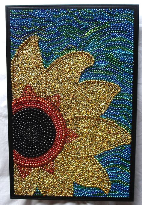 Framed Mardi Gras bead art, "Sunflower." Mardi Gras Bead Art, Bead Mosaic, Class Art Projects, Auction Projects, Mosaic Frame, Art Perle, Floral Mosaic, Astuces Diy, Mardi Gras Beads