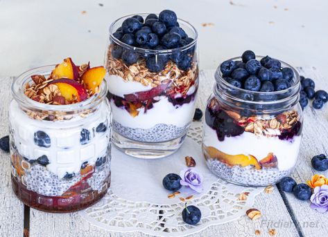 Greek Yogurt Chia Parfait – healthy and nutritious treat Chia Seed Parfait, Chia Seed Yogurt, Chia Yogurt, Healthy Parfait, Chia Parfait, Fruit And Yogurt Parfait, Greek Yogurt Parfait, Breakfast In A Jar, Parfait Breakfast