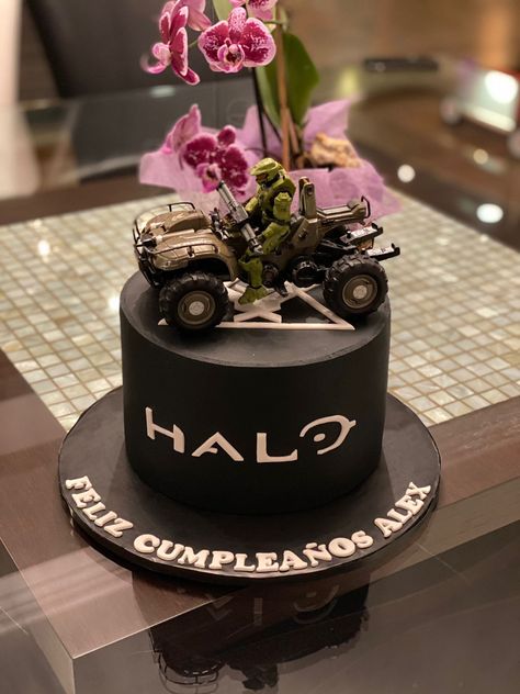 A two tired chocolate halo video game cake Halo Cake Ideas Birthdays, Master Chief Birthday Cake, Halo Cake Birthday, Halo Birthday Cake Master Chief, Master Chief Cake, Master Chief Birthday Party Ideas, Halo Cake Ideas, Halo Themed Birthday Party, Halo Cakes For Boys