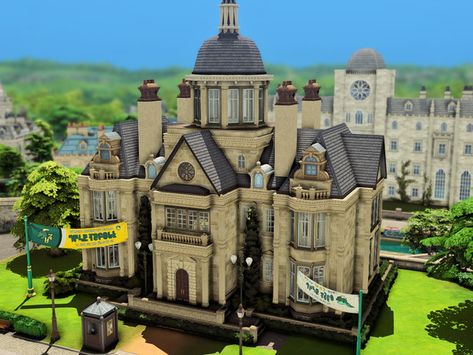 plumbobkingdom's Britechester Commons Sims 4 Britchester Build, Britchester The Sims 4, Sims 4 Britechester Cc, Sims 4 Britechester Build, Britechester Sims 4, Sims 4 Britechester, University Sims 4, Sims Apartment, University Housing