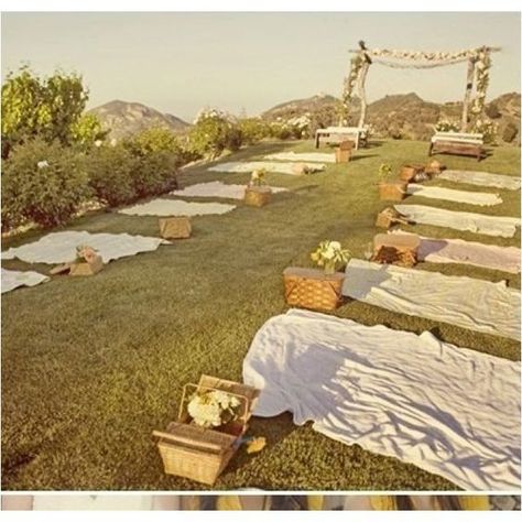 Cheap Wedding Reception, Wedding Ceremony Seating, Wedding Backyard, Cheap Wedding Venues, Country Wedding Invitations, Picnic Wedding, Inexpensive Wedding, Ceremony Seating, Wedding Reception Venues