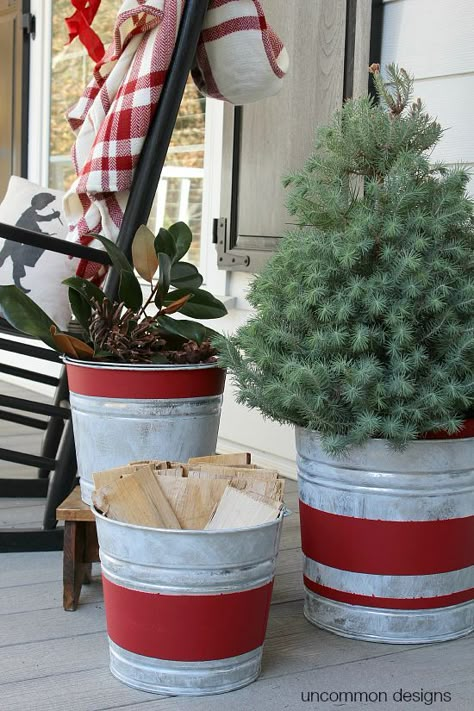 Create beautiful Vintage Stripe Aged Galvanized Buckets via Uncommon Designs for a rustic holiday decor style. #thehomedepot #3MPartner Outdoor Holiday Planters, Holiday Planter, Galvanized Buckets, Rustic Holiday Decor, Christmas Porch Decor, Navidad Diy, Rustic Holiday, Front Porch Christmas Decor, Christmas Porch