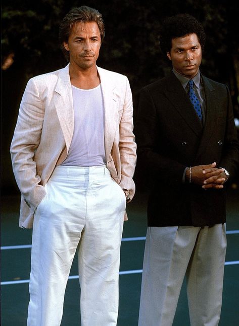 Miami Vice: Don Johnson, Philip Michael Thomas 80s Outfits For Men, Miami Vice Outfit, Miami Vice Party, 80s Fashion For Men, Miami Vice Fashion, 80s Style Outfits, 80s Mens Fashion, 80’s Men, 80s Fashion Men