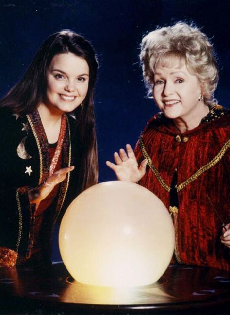 Marnie Cosplay, Kimberly J Brown, Disney Halloween Movies, Halloween Town Movie, Disney Channel Movies, Old Disney Channel, Teens Movies, Disney Channel Original, Debbie Reynolds