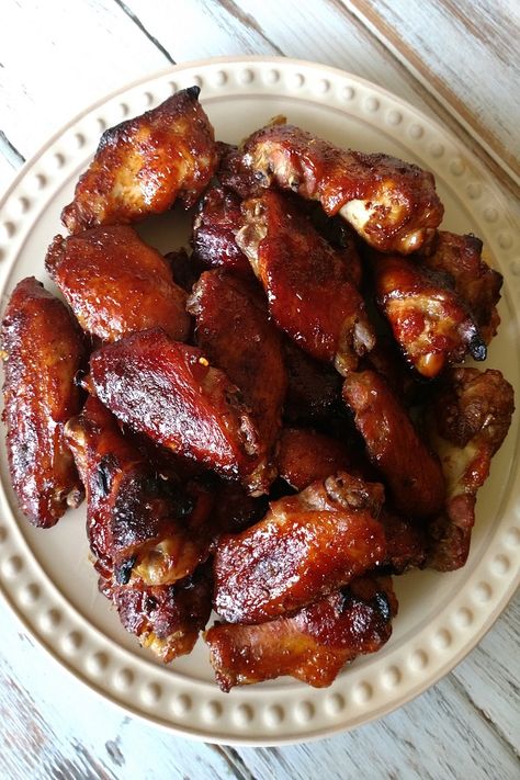 Sticky Sweet Five Spice Chicken Wings Five Spice Chicken Wings, Chinese Five Spice Chicken, Chicken Wing Rub, Sticky Wings Recipe, Spicy Chicken Wings Recipe, Chinese Wings, Chinese Chicken Wings, Chicken Wings Crockpot, Asian Chicken Wings