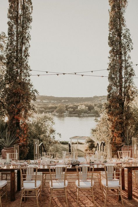 Elegant Autumn Austin Wedding at Laguna Gloria Laguna Gloria, Indoor Wedding Receptions, Austin Wedding Venues, Dining Inspiration, Austin Texas Wedding, Wedding Reception Locations, Wedding Venues Texas, Affordable Wedding Venues, Austin Wedding Photographer