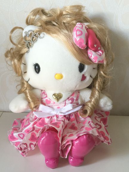 Hello Kitty x Momoeri Hime Gyaru Hello Kitty, Hello Kitty Gyaru, Gyaru Hello Kitty, Hello Kitty Doll, Hello Kitty Plushie, Rare Hello Kitty, Hello Kitty Toys, Charmmy Kitty, Hello Kitty Aesthetic