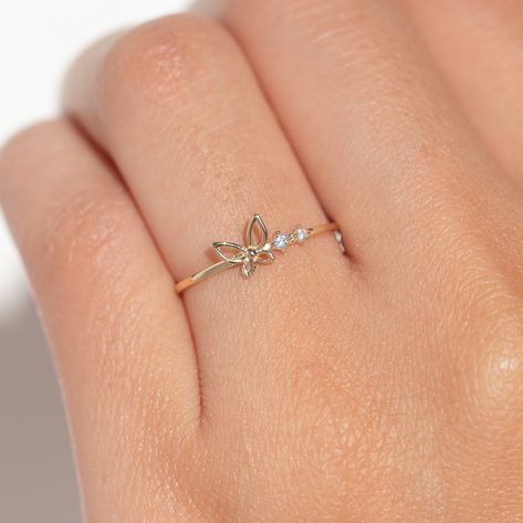 This gorgeous Fine Muse Ring is the perfect way to show off your love of nature. Crafted with teeny tiny cz stones and solid gold, it's sparkly enough for special occasions, but still perfect for everyday wear. Dainty Promise Rings Gold, Cute Gold Rings, Promise Rings Gold, Dainty Promise Rings, Pinky Promise Ring, Love Of Nature, Dainty Rings, Gold Promise Rings, Gift Inspo