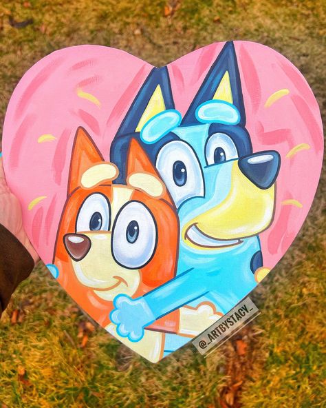 For all the Bluey fans! Here is a cute design! Bluey and Bingo Acrylic painting on a heart shape canvas. Heart Painting On Canvas, Baby Room Paintings, Heart Canvas Art, Easy Disney Drawings, Disney Canvas Art, Bluey And Bingo, Sidewalk Chalk Art, Easy Canvas Art, Canvas Drawings