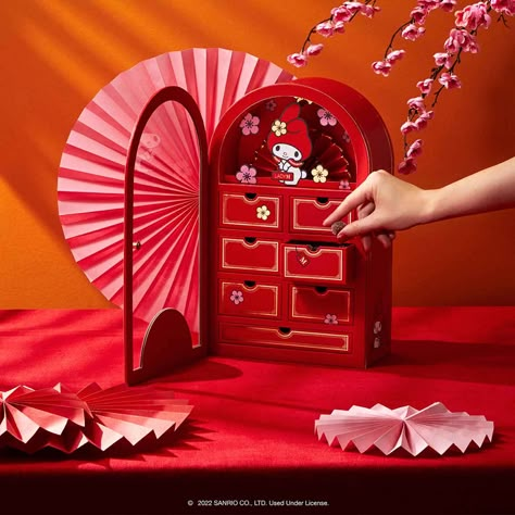 My Melody Lunar New Year Gift Set · Lady M Cny Photography, Hampers Design, Cny Hampers, Lunar New Year Gift, Cny 2024, Chinese Gifts, Creative Calendar, Chinese New Year Gifts, Chinese New Year Design