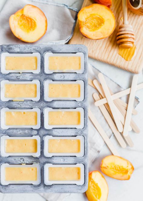 Peach Popsicle Recipes, Peach Yogurt Popsicles, Peach Popsicles, Donut Peach, Coconut Popsicles, Mango Popsicles, Ice Pop Recipes, Peach Recipes, Fruit Pops