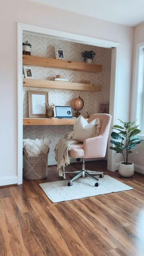 Living Room Office Combo, Small Living Room Decorating Ideas, Bedroom Office Combo, Guest Room Office Combo, Spare Bedroom Office, Spare Room Office, Guest Bedroom Home Office, Guest Bedroom/office, Office Guest Bedroom