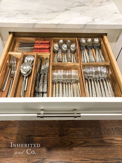 Large Utensil Drawer Organization, Kitchen Drawer Inserts, Cutlery Drawer Organization, Sport Editorial, Flatware Drawer, Silverware Storage, Silverware Drawer Organizer, Utensil Drawer Organization, Beautiful Kitchen Cabinets