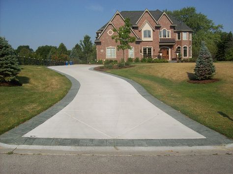 Concrete Border Driveway, Concrete Driveways With Borders, Concrete Driveway With Border, Stamped Concrete Driveway Border, Paver Boarder, Stamped Concrete Border, Stamped Concrete Driveway Ideas, Concrete Patio With Border, Diy Concrete Driveway