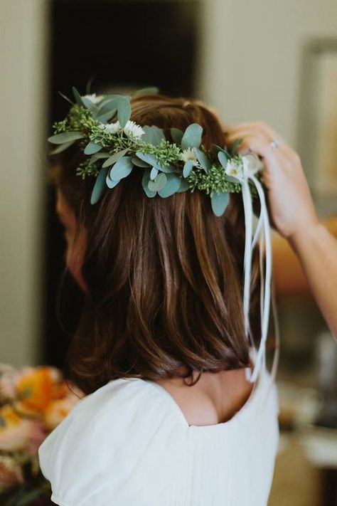 eucalyptus crown for bridesmaids and flower girls Eucalyptus Wedding Decor, Floral Head Wreath, Flower Head Wreaths, Flower Girl Crown, Girls Crown, Head Wreath, Vintage Wedding Hair, Flower Girl Hairstyles, Eucalyptus Wedding