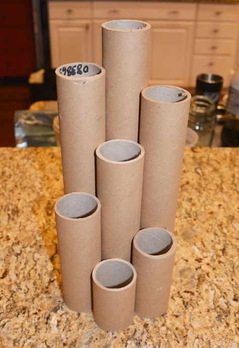 Spooky Halloween Candles, Blood Candles, Cheap Candles, Halloween Decor Diy, Cardboard Rolls, Paper Towel Tubes, Halloween Props Diy, Candy Land Christmas Decorations Diy, Christmas Float Ideas