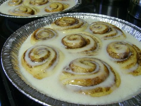 Adorkable Recipes: Pioneer Woman's Cinnamon Rolls Pioneer Woman Cinnamon Rolls, Bread Machine Cinnamon Rolls, Make Ahead Brunch, Freezer Food, Best Cinnamon Rolls, Freezer Breakfast, Pioneer Woman Recipes, Cinnamon Rolls Homemade, Ree Drummond