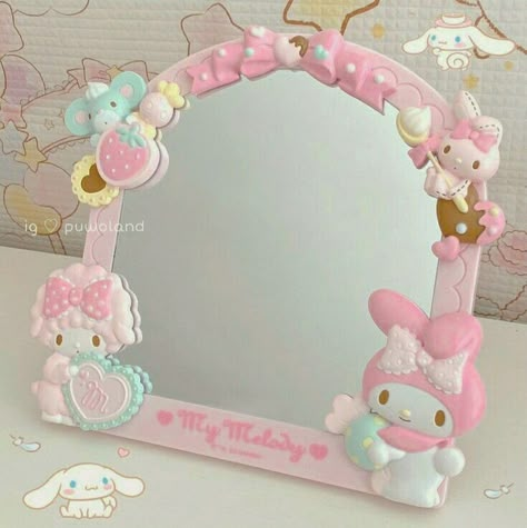 Bedroom Cute, Eclipse Lunar, Hello Kitty Keychain, Charmmy Kitty, Hello Kit, Kawaii Core, Cute Bedroom Decor, Kawaii Accessories, Pastel Pink Aesthetic