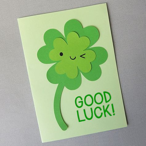 Student Crafts, Lucky Leaf, Book Crafts Diy, Teaching Crafts, Good Luck Cards, Paper Craft Tutorials, Bee Cards, Craft Club, Lucky Clover