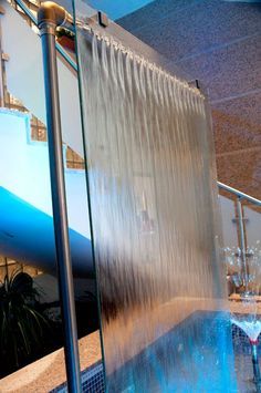 Water Wall Diy, Water Bubble Wall, Fancy Water, Outdoor Wall Fountains, Water Wall Fountain, Aqua Walls, Water Fountain Design, Glass Waterfall, Water Curtain