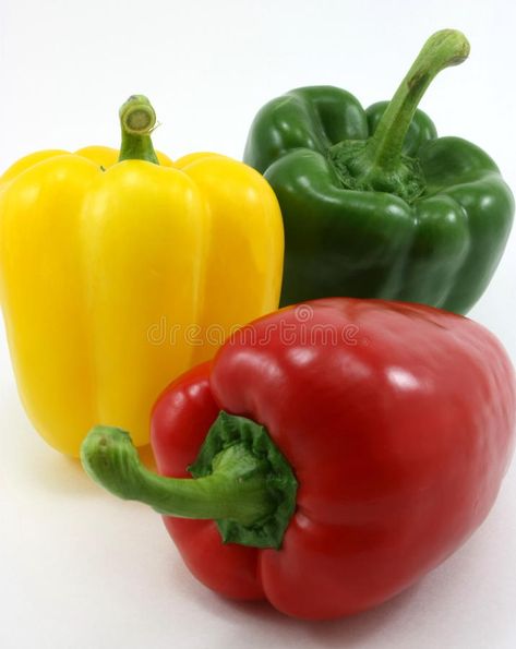 Three peppers green, yellow, red organic stock photo Healthy Pepper Steak Recipe, Recipes With Banana Peppers, Pepper Steak Recipe, Stuffed Peppers Healthy, Green Capsicum, Holiday Homework, Culinary Art, Pepper Steak, Sausage And Peppers