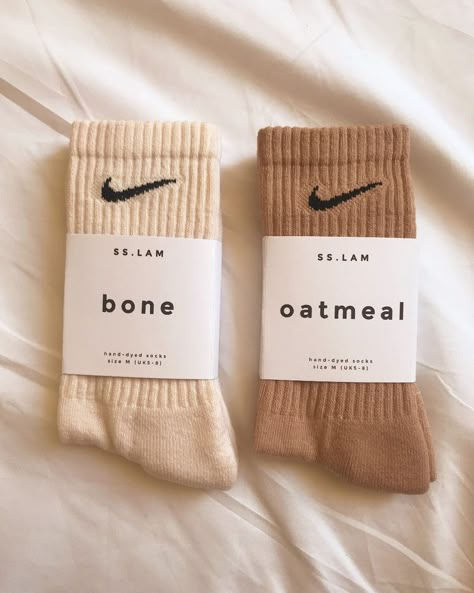 Beige Nike Socks, Nike Women Socks, Cute Trending Shoes, Neutral Nike Socks, Cute White Socks Aesthetic, Nude Nike Socks, Cream Nike Socks, Aesthetic Nike Socks, Nike Socks Colorful