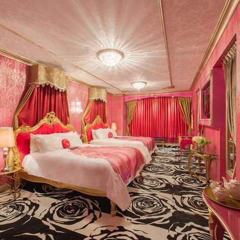 Fantasyland Hotel, Pink Princess Room, Florida Vacation Home, Honeymoon Goals, West Edmonton Mall, Madonna Inn, Princess Palace, Edmonton Canada, Executive Room