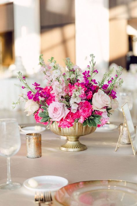 Black and gold centerpieces