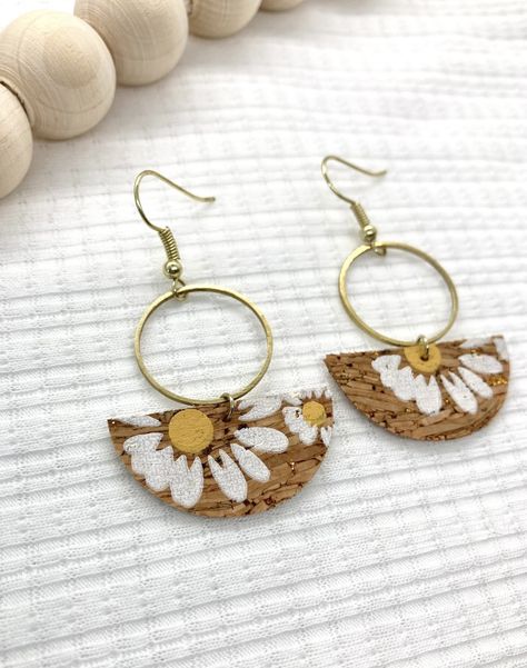 Daisy Floral Print Half Circle Cork Earrings with Brass Ring Cork Earrings, Bracelet Keychains, Hand Painted Earrings, Des Moines Iowa, Valentines School, Gold Flecks, Fall Earrings, Half Circle, Engagement Cards