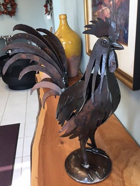 Rooster Sculpture, Recycled Metal Art, Metal Rooster, Metal Sculpture Wall Art, Welding Art Projects, Metal Yard Art, Metal Garden Art, Metal Birds, Steel Art