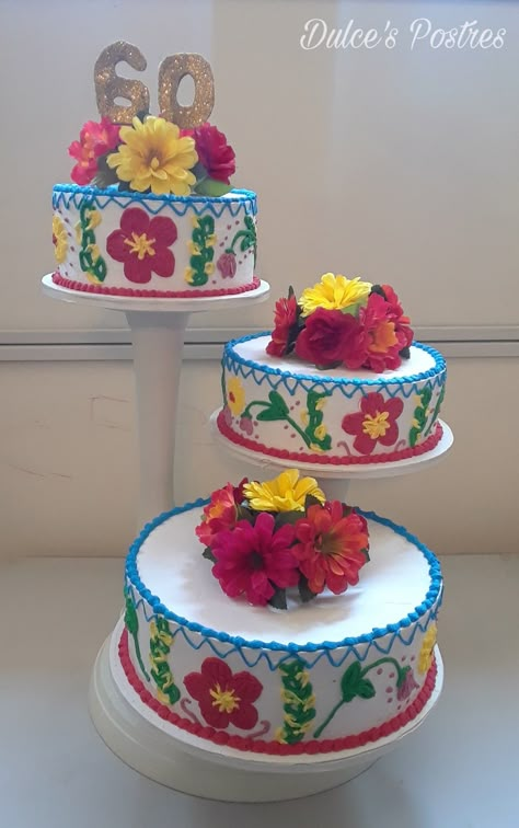 Simple Mexican Theme Cake, Mexican Cake Ideas, Fiesta Wedding Cake, Fiesta Theme Cake, Mexican Themed Cakes, Mexican Fiesta Cake, Fiesta Party Theme, Mexican Wedding Decorations, Mexico Wedding Ideas