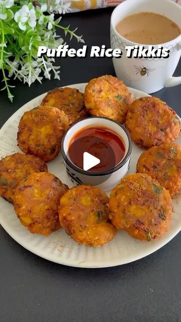 Alison Lethorn on Instagram: "Try this quick and easy snack recipe that gets done in 10 mins with simple ingredients that you’ll find right at home 😍   -Puffed rice/Murmure - 1.5 cups -Boiled potato - 1 medium  -Onion - 1 chopped fine  -Green chilli - 1  -Coriander - 2 tbsp -Gram flour/Besan - 1/4th cup  -Turmeric - 1/2 tsp -Chilli powder - 1/2 tsp -Chaat masala - 1 tsp -Salt - as per taste  -Oil to shallow fry or you can air fry as well .  Fry on both sides till brown on medium heat   Follow @homechefalison  and subscribe on my YouTube channel for more quick and delicious recipes. Link in Bio   {leftover recipe, puffed rice , vegetarian recipe, cutlets, veg cutlet, veg Tikki, quick snack, Indian snack recipe }  #cutlet #foodie #foodporn #cutlets #foodphotography #homemade #foodstagram #f Rice Cutlet Recipe, Veg Cutlets Recipes, 2 Min Recipes Veg, Potato Fry Recipes Indian, Besan Recipe Snacks, 5 Min Snacks Easy Recipes Indian, 2 Min Snacks Recipe, Leftover Rice Recipes Indian, Indian Snack Recipes At Home