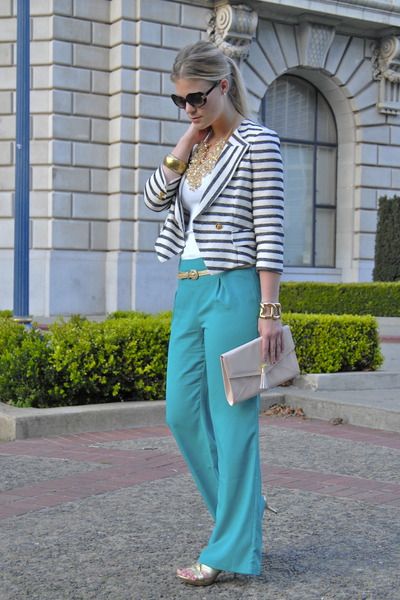 Great colors together Turquoise Pants Outfit, Colored Trousers, Turquoise Pants, Turquoise Jeans, Pants Outfit Work, Colorful Pants, Dior Dresses, Teal Pants, Custom Made Dresses