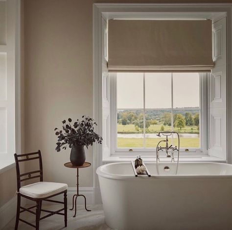 EL★ (@erica.explains.it.all) • Instagram photos and videos Albion Nord, Kitchen Remake, Beige Room, Georgian Mansion, Beige Living Rooms, Bedroom Images, Architectural Features, Manor House, Clawfoot Bathtub