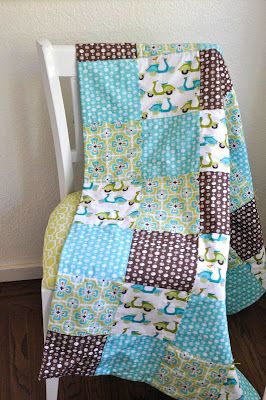 Simple Baby Quilt, Beginner Quilts, Beginner Quilting, Baby Quilt Tutorials, Heart Quilts, Sewing Quilts, Kids Quilts, Easy Baby Blanket, Flannel Quilts