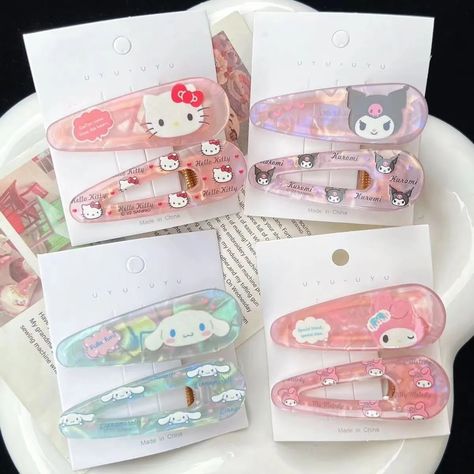 hello kitty + kuromi + my melody + cinnamoroll hairclips Sanrio Clothes, Kawaii Hair Accessories, Hello Kitty Kuromi, Hello Kitty Aesthetic, Kawaii Sanrio, Kawaii Hairstyles, Kawaii Accessories, Hair Accessories Clips, Girly Accessories