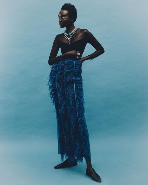 Huishan Zhang on Instagram: “Our blue SS22 Frederica ostrich feather skirt in @theglassmagazine 💙 Photographer: @tobiasdelcroix Stylist: @mariannachmia…” Denim Editorial, Bulgari Jewelry, Test Shoot, Fashion Photography Inspiration, Beauty Shoot, Studio Shoot, Disco Party, Mode Inspo, Color Inspo