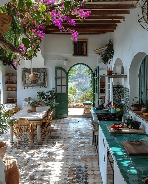 Mexico House, Interior Design Per La Casa, Dream Life House, Italian Home, Spanish Style Homes, Dream House Rooms, Mediterranean Home, Spanish House, Mediterranean Homes