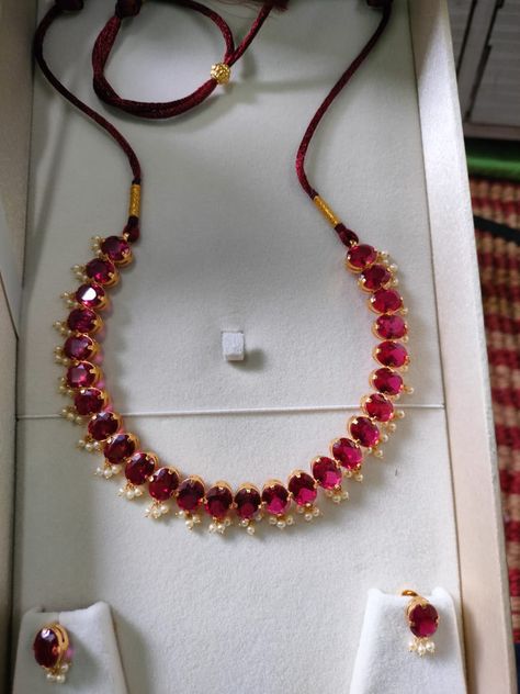 Ruby Stone Necklace Gold Indian, Red Stone Necklace Gold Indian, Ruby Jewelry Necklaces Indian, Stone Necklace Gold Indian, Ruby Necklace Indian, Necklace Gold Indian, Red Ruby Necklace, Golden Necklaces, Ruby Necklace Designs