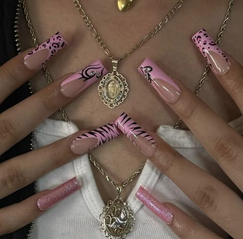 2000s Acrylic Nails, Y2k Pink Nails, Pink Nails Y2k, Simple Acrylic Nails, Y2k Nails, Long Square Acrylic Nails, Bling Acrylic Nails, Kawaii Nails, Summer Acrylic Nails