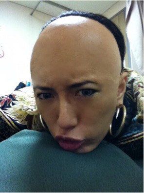 Skullet Haircut, W Rizz, Bad Eyebrows, Forced Haircut, Undercut Long Hair, Shaved Undercut, Bald Girl, Bald Hair, Bald Women