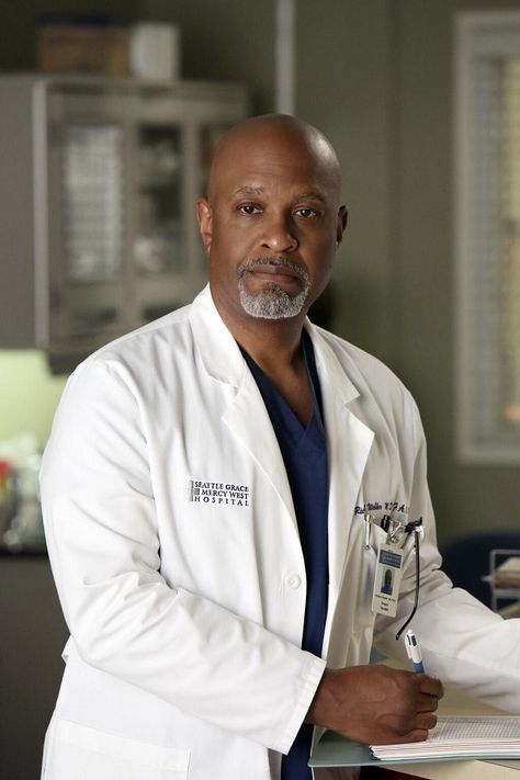 grey's anatomy season 10 twitter | Grey's Anatomy' Season 10: Is Richard Webber Dead or Does He Survive ... Richard Webber Icons, Grey's Anatomy Poster, James Pickens Jr, Richard Webber, Greys Anatomy Couples, Grey's Anatomy Doctors, Greys Anatomy Facts, Greys Anatomy Episodes, Anatomy Poster