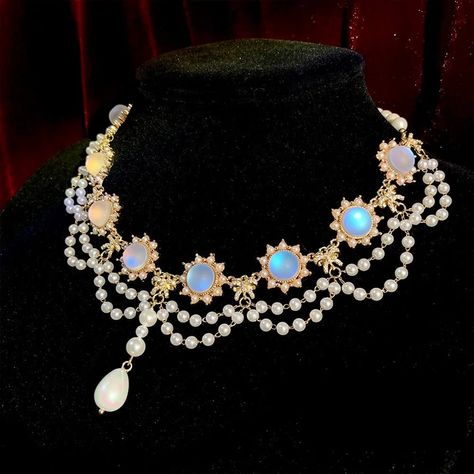 38cm pearl necklaceProm Pearl Necklace With Moonstone - Regency Era Style Multi-strand Regency Necklace, Bridgerton Experience, Bridgerton Jewelry, Regency Ball, Bridgerton Inspired, Jane Austin, Handmade Jewlery, Regency Dress, Historical Jewellery