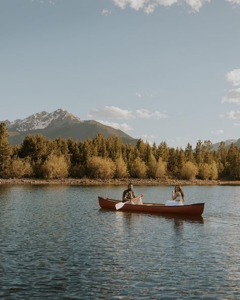 Sometimes I still pinch myself that I get to live and shoot in such a breathtaking state 🌞 Ahmad and Neusha came to me with the idea of taking a canoe out for an adventure in the mountains. This spoke so deeply to my heart being from Minnesota! The air was crisp and the lake mirrored the sky. Everything about the evening was perfectly romantic 🫶🏻 Canoeing Aesthetic, Canoe Photoshoot, Canoe Pictures, 30 Before 30, Elsie Silver, Silver Aesthetic, Wild Eyes, Lake Photography, Rose Hill