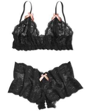 Hanky Panky After Midnight Peek-a-Boo Bralette 977901 - Black M Goth Lingerie, Seductive Style, Pretty Bras, After Midnight, Leather Lingerie, Pretty Lingerie, Bras And Panties, Peek A Boo, Lingerie Set